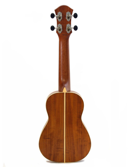 aNueNue Lani I Koa soprano